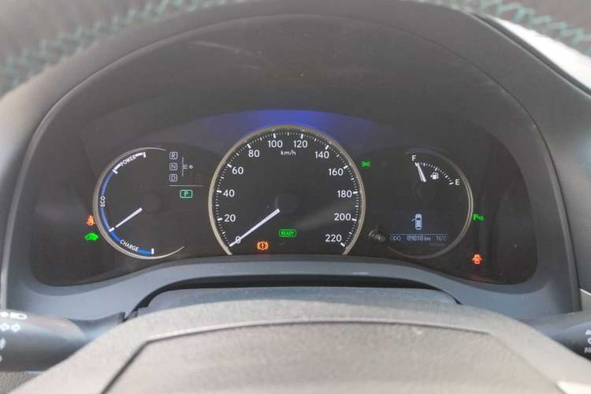 Used Lexus CT 2014 CT200h Comfort Edition Two-Tone Instrument Cluster