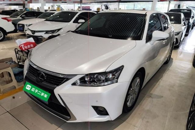 Used Lexus CT 2014 CT200h Comfort Edition Monochrome