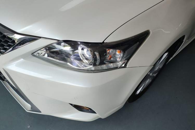 Used Lexus CT 2014 CT200h Comfort Edition Monochrome Left Front Headlight