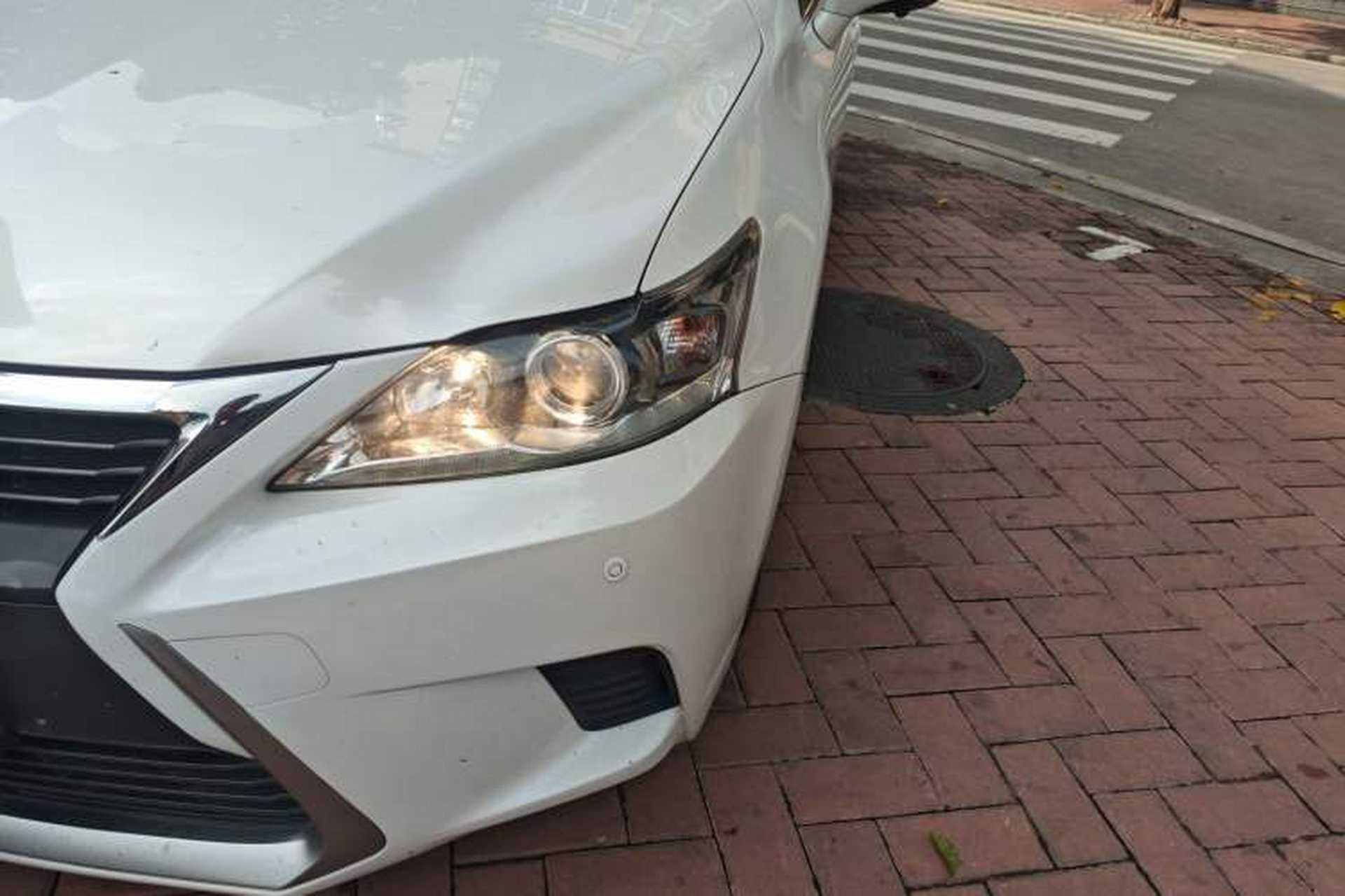 Used Lexus CT 2014 CT200h Elite Edition Monochrome Left Front Headlight
