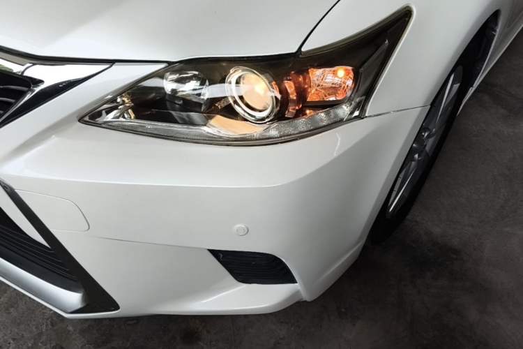 Used Lexus CT 2014 CT200h Elite Edition Monochrome Left Front Headlight