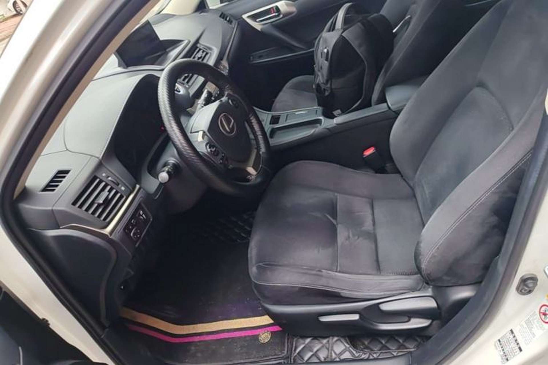 Used Lexus CT 2014 CT200h Elite Edition Monochrome Left Front Seat