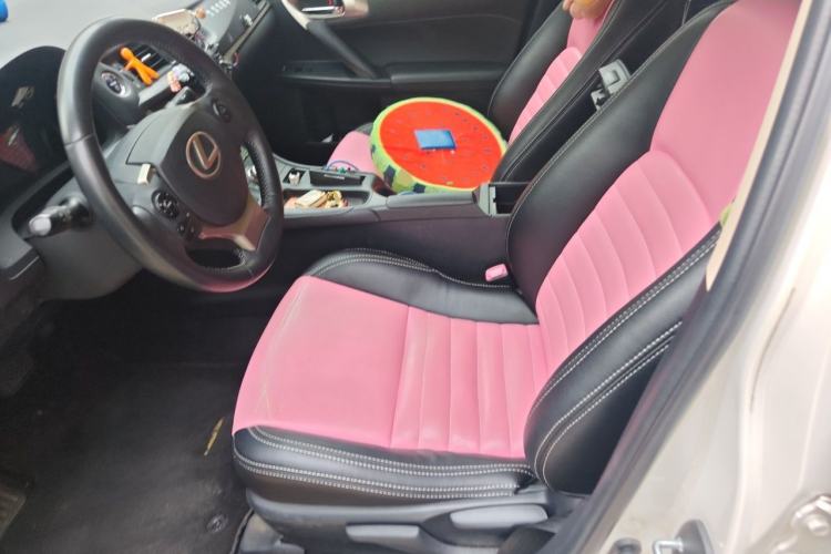 Used Lexus CT 2014 CT200h Elite Edition Monochrome Left Front Seat