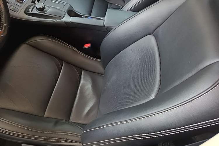 Used Lexus CT 2014 CT200h Comfort Edition Monochrome Left Front Seat