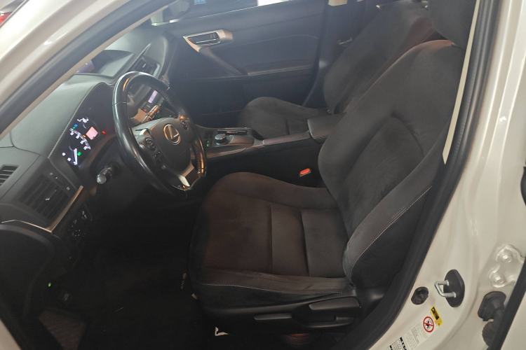 Used Lexus CT 2014 CT200h Comfort Edition Monochrome Left Front Seat