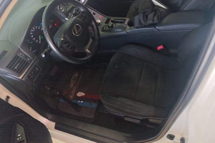 Used Lexus CT 2014 CT200h Comfort Edition Monochrome Left Front Seat