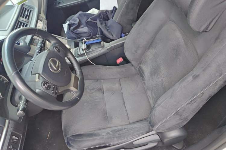 Used Lexus CT 2014 CT200h Comfort Edition Monochrome Left Front Seat