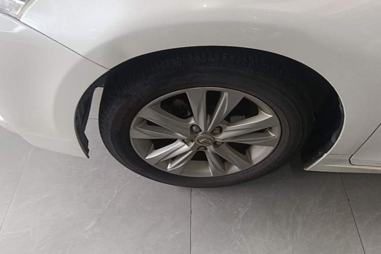 Used Lexus CT 2014 CT200h Comfort Edition Monochrome Left Front Wheel Hub