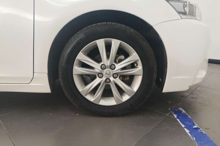 Used Lexus CT 2014 CT200h Elite Edition Monochrome Left Front Wheel Hub