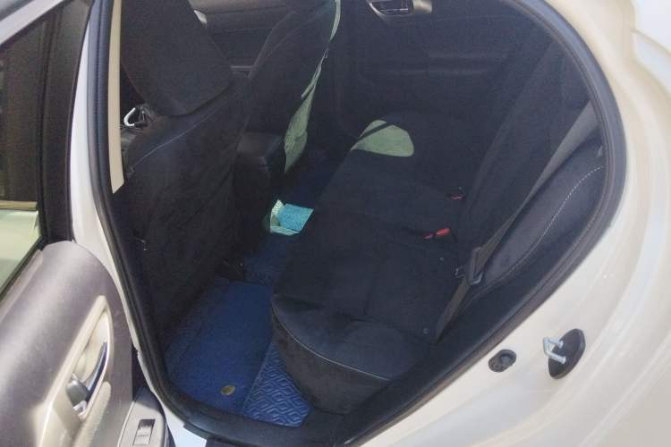Used Lexus CT 2014 CT200h Comfort Edition Two-Tone Left Rear Seat
