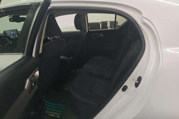 Used Lexus CT 2014 CT200h Elite Edition Monochrome Left Rear Seat