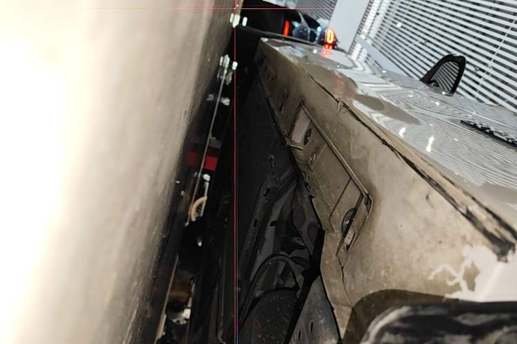 Used Lexus CT 2014 CT200h Comfort Edition Monochrome Left Side Sill