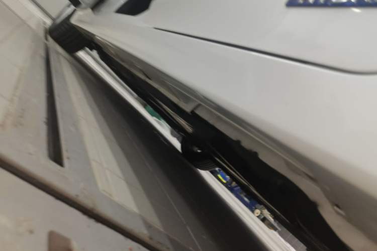 Used Lexus CT 2014 CT200h Comfort Edition Monochrome Left Side Sill