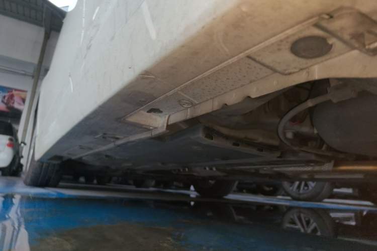 Used Lexus CT 2014 CT200h Comfort Edition Monochrome Left Side Sill