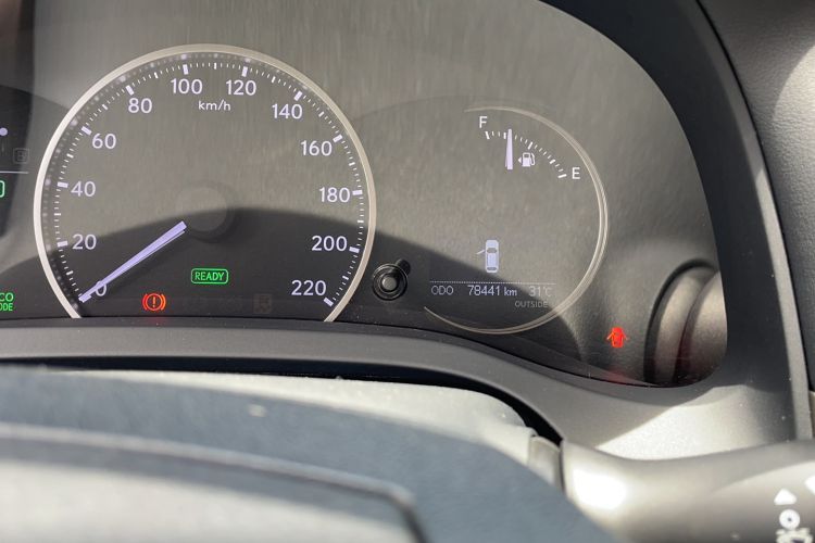 Used Lexus CT 2014 CT200h Elite Edition Monochrome Odometer Close Up