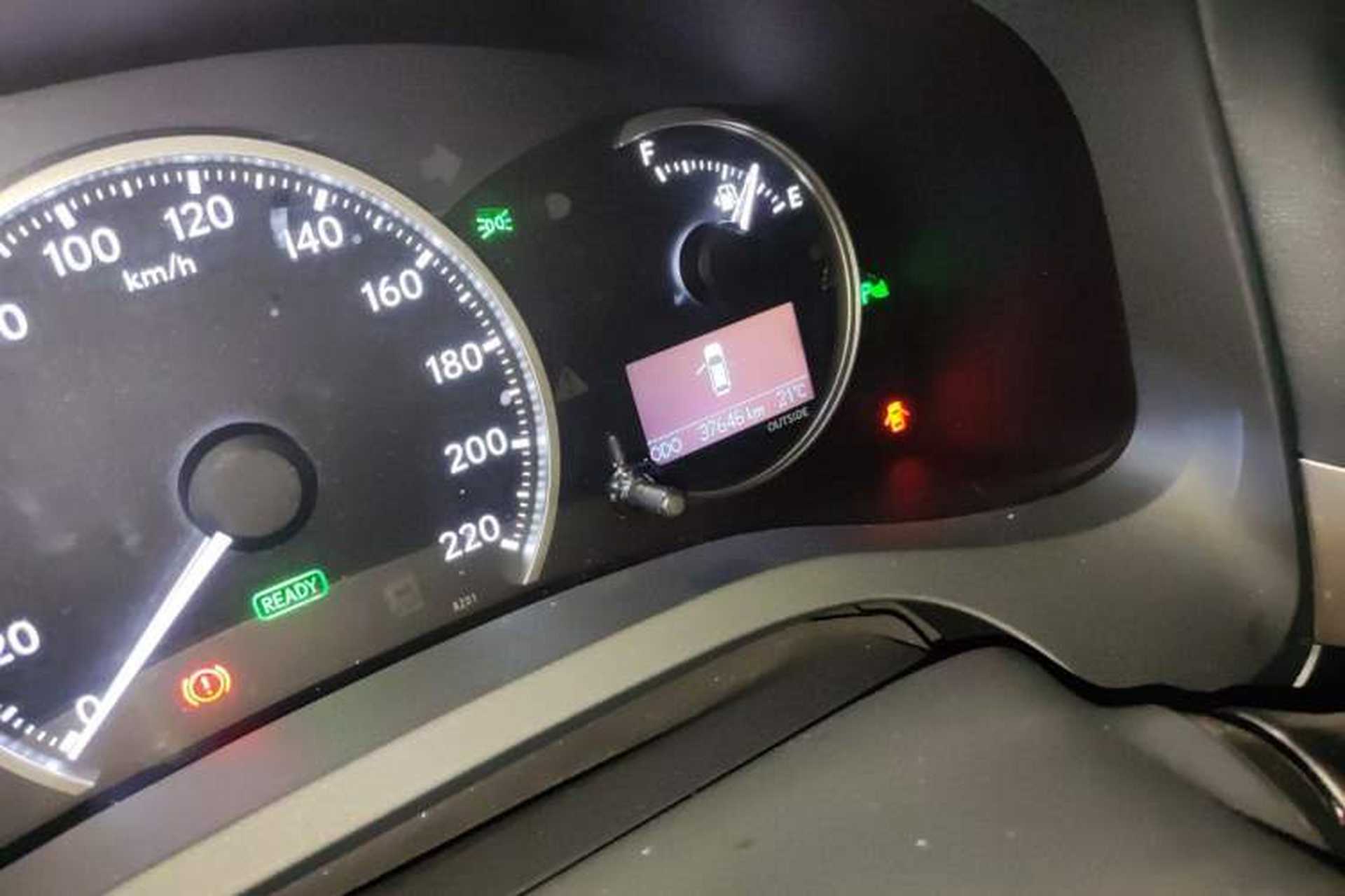 Used Lexus CT 2014 CT200h Comfort Edition Monochrome Odometer Close Up