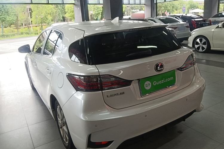 Used Lexus CT 2014 CT200h Comfort Edition Monochrome Rear Left 45 Deg