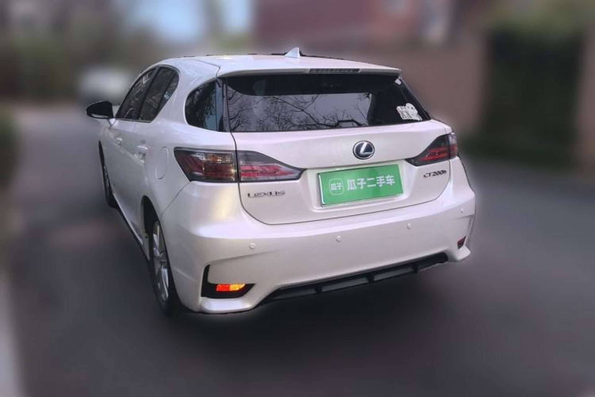 Used Lexus CT 2014 CT200h Elite Edition Monochrome Rear Left 45 Deg