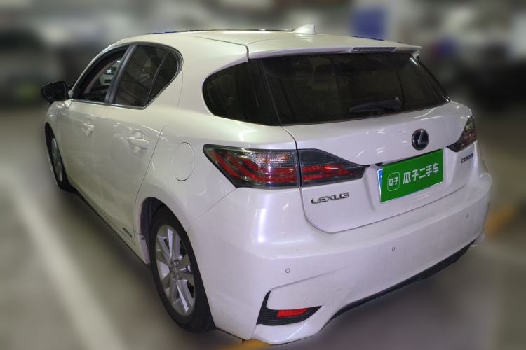 Used Lexus CT 2014 CT200h Comfort Edition Monochrome Rear Left 45 Deg
