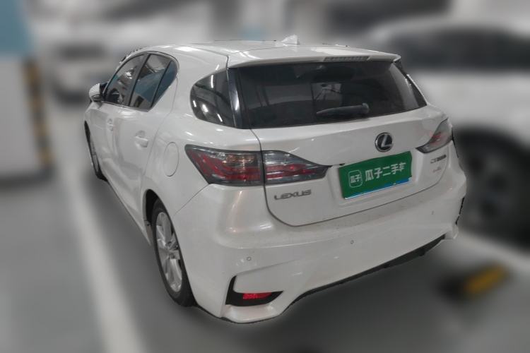 Used Lexus CT 2014 CT200h Comfort Edition Monochrome Rear Left 45 Deg