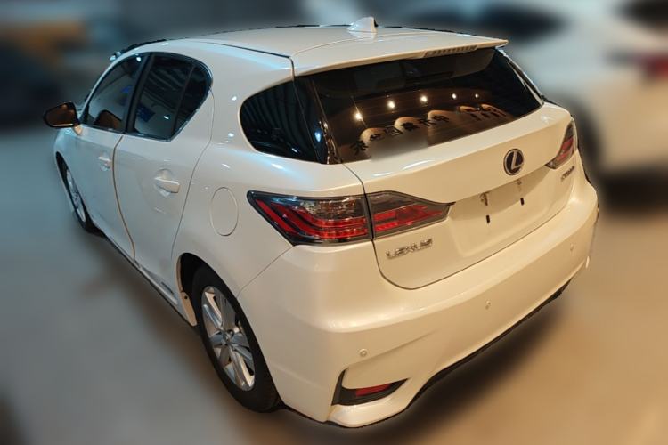 Used Lexus CT 2014 CT200h Elite Edition Monochrome Rear Left 45 Deg