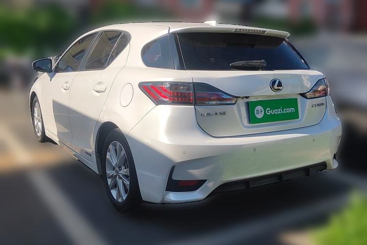 Used Lexus CT 2014 CT200h Comfort Edition Monochrome Rear Left 45 Deg
