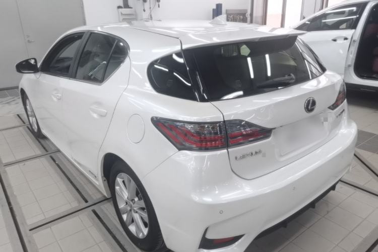 Used Lexus CT 2014 CT200h Comfort Edition Monochrome Rear Left 45 Deg