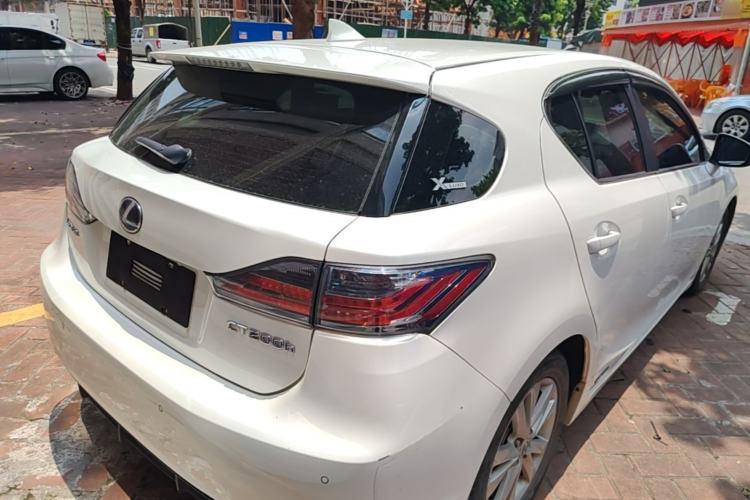 Used Lexus CT 2014 CT200h Comfort Edition Monochrome Rear Right 45 Deg