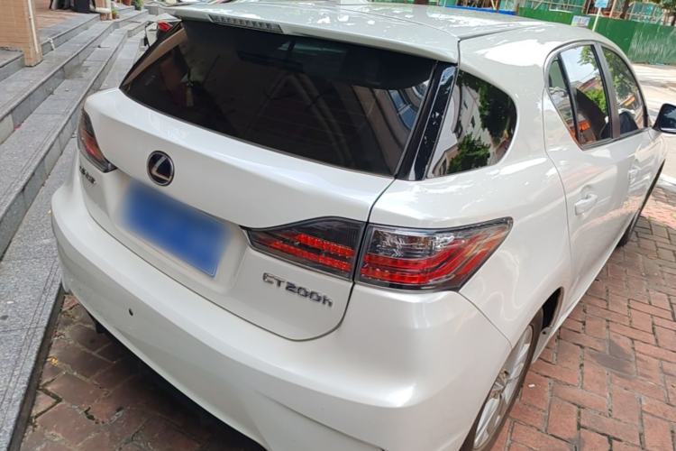 Used Lexus CT 2014 CT200h Elite Edition Monochrome Rear Right 45 Deg