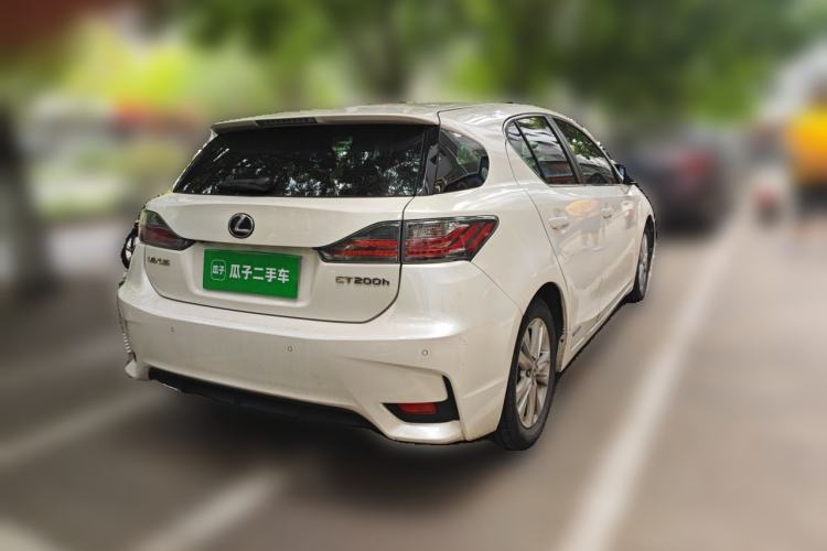 Used Lexus CT 2014 CT200h Comfort Edition Monochrome Rear Right 45 Deg