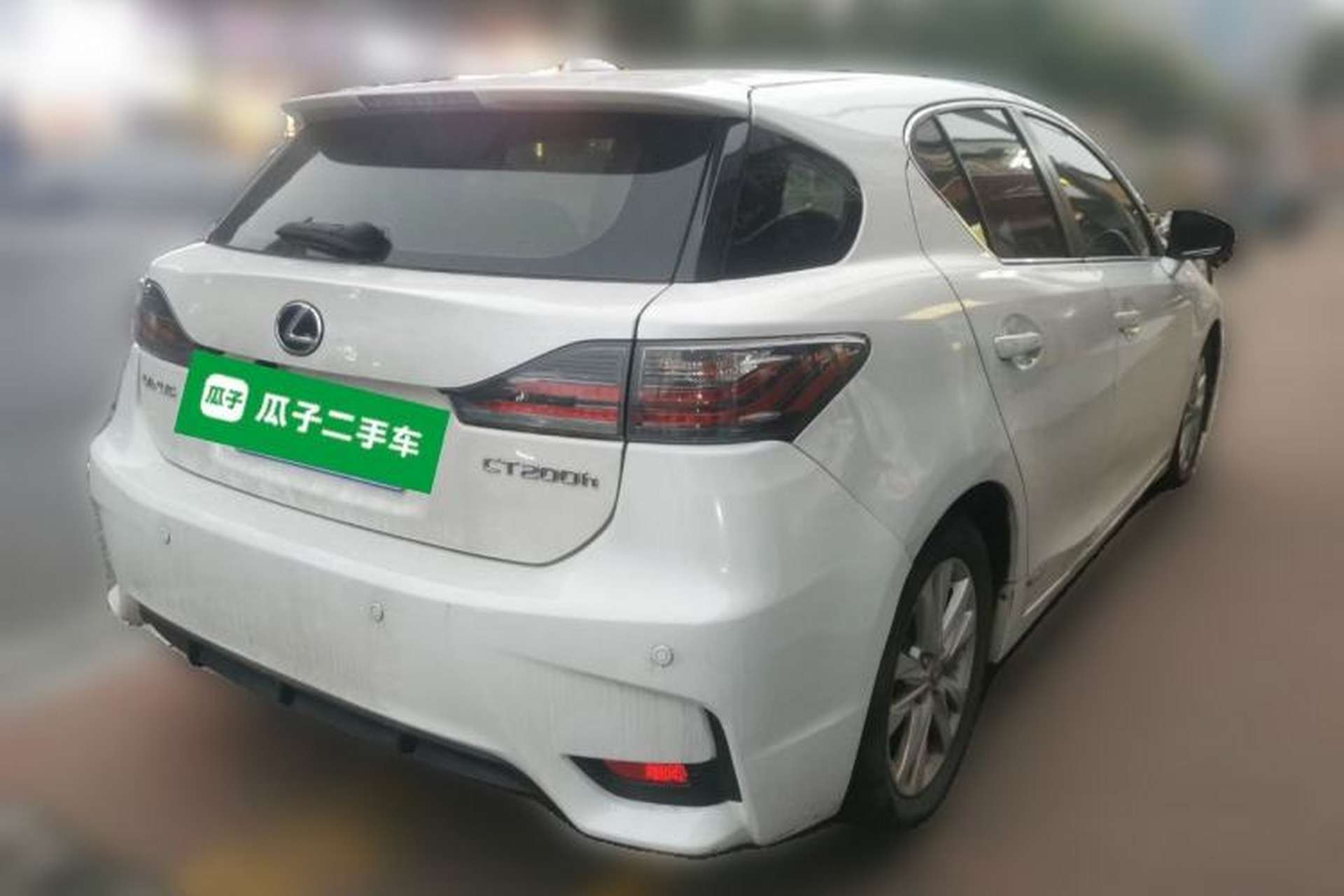 Used Lexus CT 2014 CT200h Comfort Edition Monochrome Rear Right 45 Deg