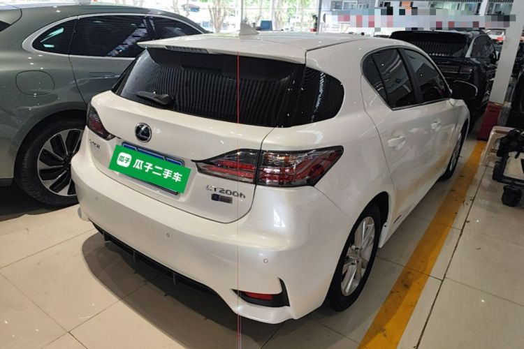 Used Lexus CT 2014 CT200h Comfort Edition Monochrome Rear Right 45 Deg