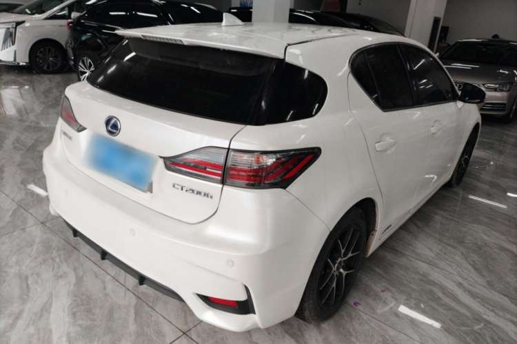 Used Lexus CT 2014 CT200h Elite Edition Monochrome Rear Right 45 Deg