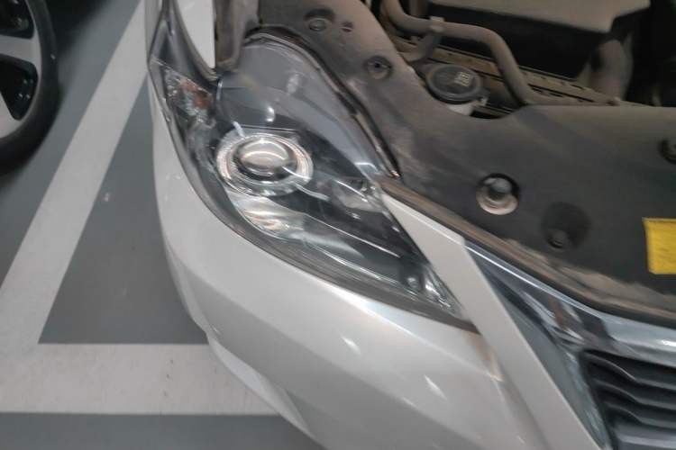 Used Lexus CT 2014 CT200h Comfort Edition Monochrome Right Front Headlight