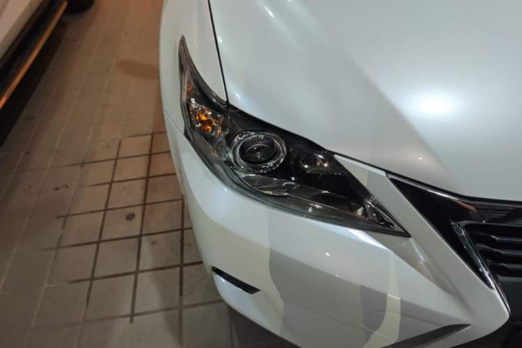 Used Lexus CT 2014 CT200h Elite Edition Monochrome Right Front Headlight