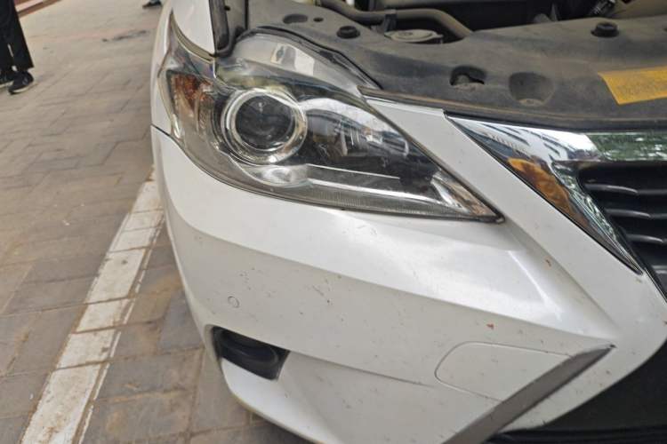 Used Lexus CT 2014 CT200h Comfort Edition Monochrome Right Front Headlight