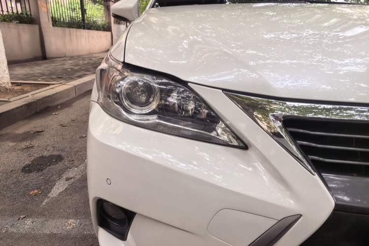 Used Lexus CT 2014 CT200h Comfort Edition Monochrome Right Front Headlight