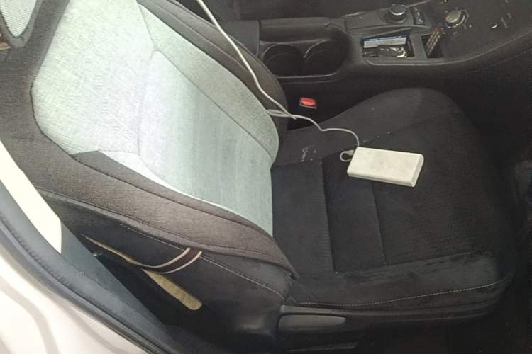 Used Lexus CT 2014 CT200h Comfort Edition Monochrome Right Front Seat