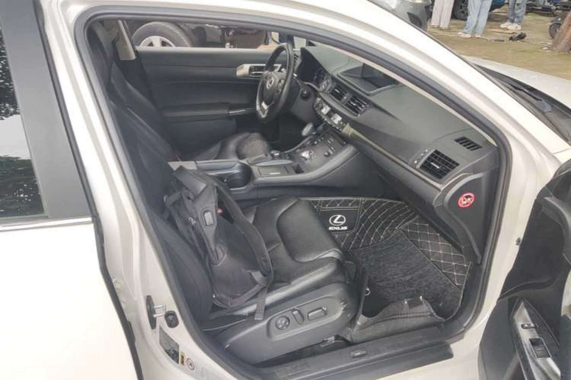 Used Lexus CT 2014 CT200h Comfort Edition Monochrome Right Front Seat