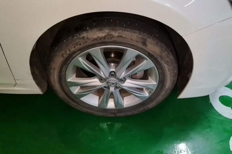 Used Lexus CT 2014 CT200h Elite Edition Monochrome Right Front Wheel Hub