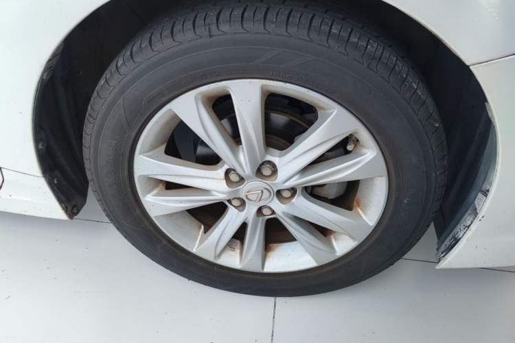 Used Lexus CT 2014 CT200h Comfort Edition Monochrome Right Front Wheel Hub