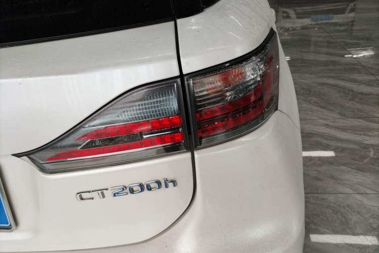 Used Lexus CT 2014 CT200h Elite Edition Monochrome Right Rear Taillight