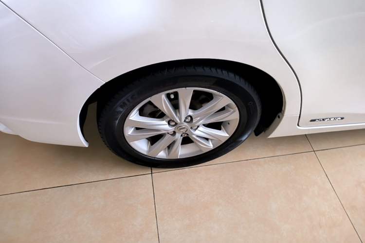 Used Lexus CT 2014 CT200h Elite Edition Monochrome Right Rear Wheel Hub