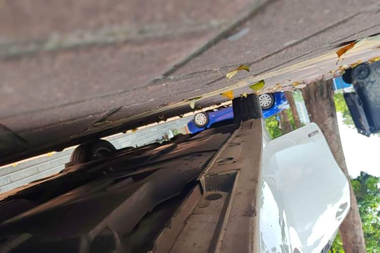 Used Lexus CT 2014 CT200h Comfort Edition Monochrome Right Side Sill