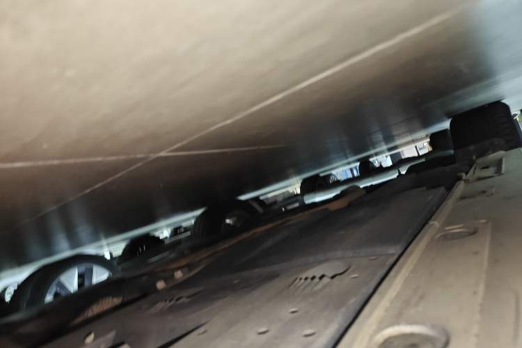 Used Lexus CT 2014 CT200h Comfort Edition Monochrome Right Side Sill