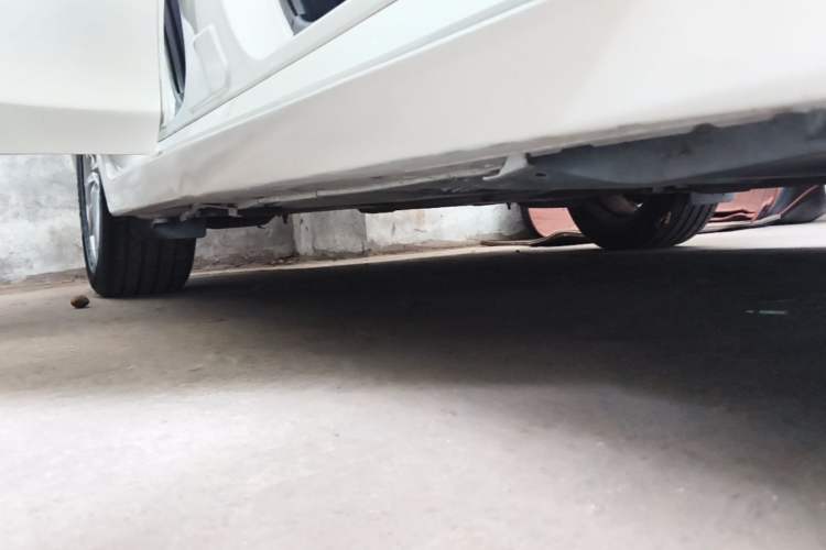 Used Lexus CT 2014 CT200h Elite Edition Monochrome Right Side Sill