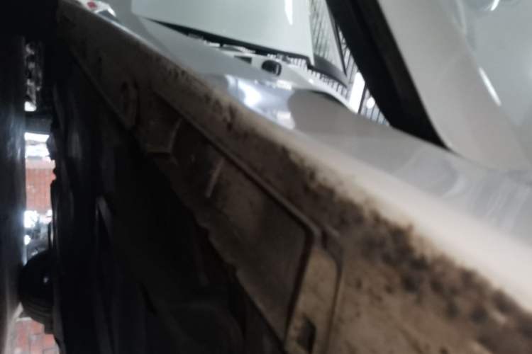 Used Lexus CT 2014 CT200h F-SPORT Monochrome Right Side Sill