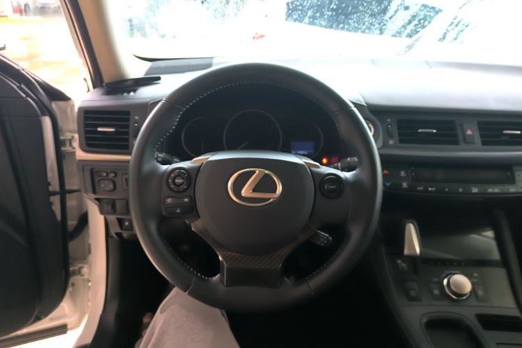 Used Lexus CT 2014 CT200h Elite Edition Monochrome Steering Wheel