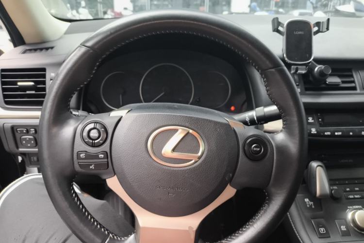 Used Lexus CT 2014 CT200h Elite Edition Monochrome Steering Wheel