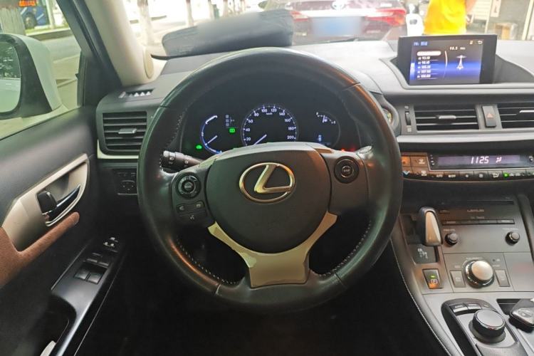 Used Lexus CT 2014 CT200h Comfort Edition Monochrome Steering Wheel